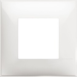 120620266a2c239369f5a.jpeg Bticino Classia Polimer Plastik Çerçeve 2M Beyaz