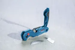 120620266a2c2a7bb66d3.webp Bosch 63x19mm Katlanabilir Maket Bıçağı