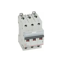 120620266a2c2e1952fae.webp Legrand - 433945 3x20 Amper 10kA C Tipi DX3 Otomatik Sigorta